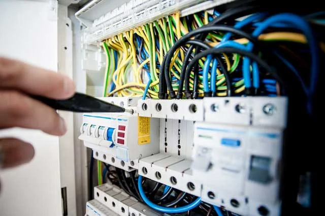 Infraestructura y sistemas de Servitel